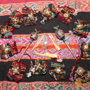 Chumpi khuyas Alabaster Shaman 12 STONES SET(mastana, florida water, rattle, etc) ANDEAN REIKI